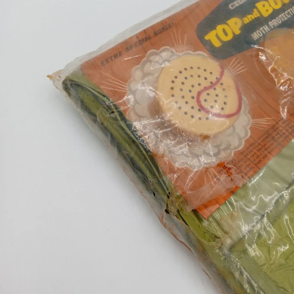 Vintage 1966 Bogene Garment Bag Avocado Green NOS New Old Stock Closet Organizer